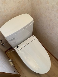 Toilet、交換工事（1F）