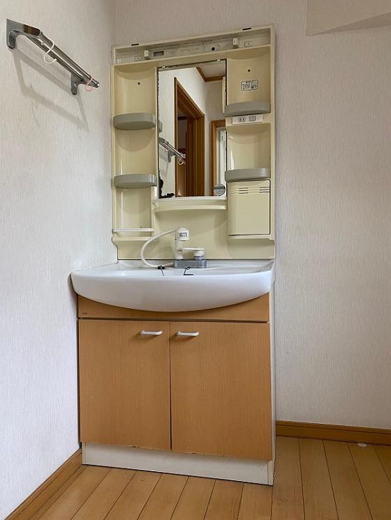 Dressing room、改修工事