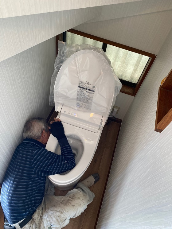 Toilet、交換工事